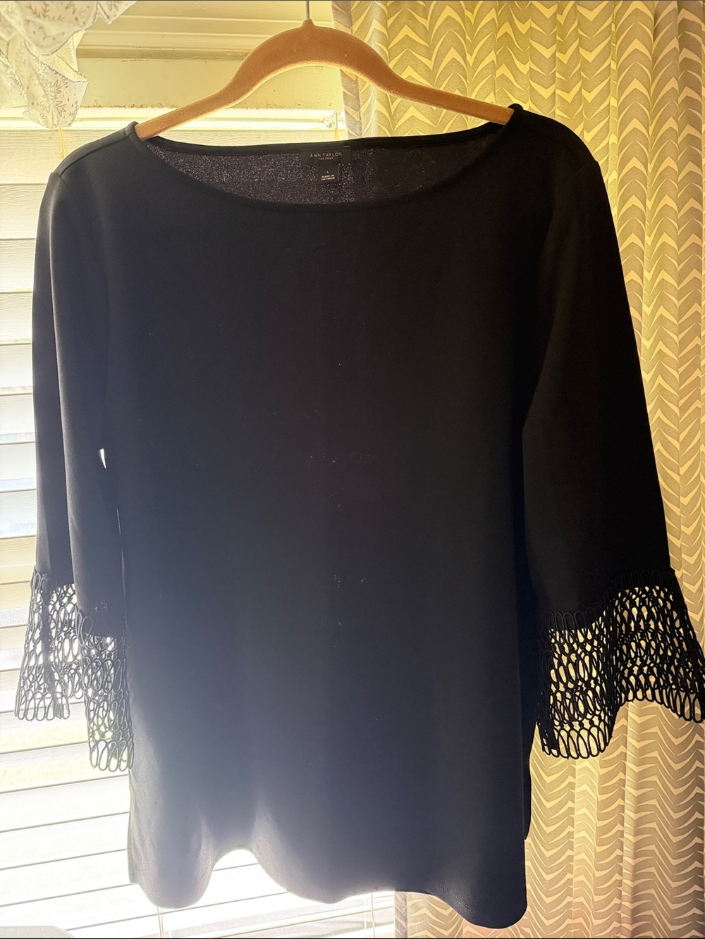 ANN TAYLOR Black Women's Top with Crochet Bell Sleeves